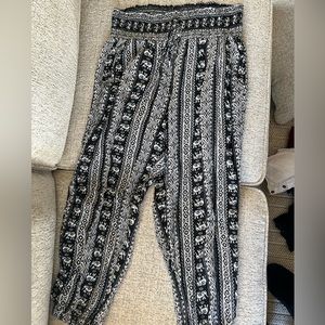 CUTE HIPPIE PANTS🌸